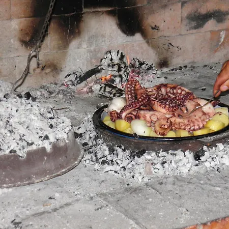 By The Sea Cove Ljubljeva, Trogir - 2194 * Voluja