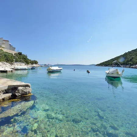 Lägenhet By The Sea Cove Ljubljeva, Trogir - 2194