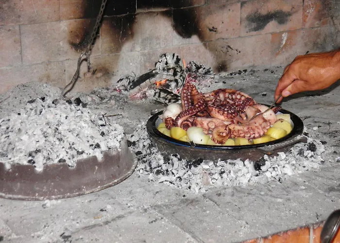 By The Sea Cove Ljubljeva, Trogir - 2194 * Voluja